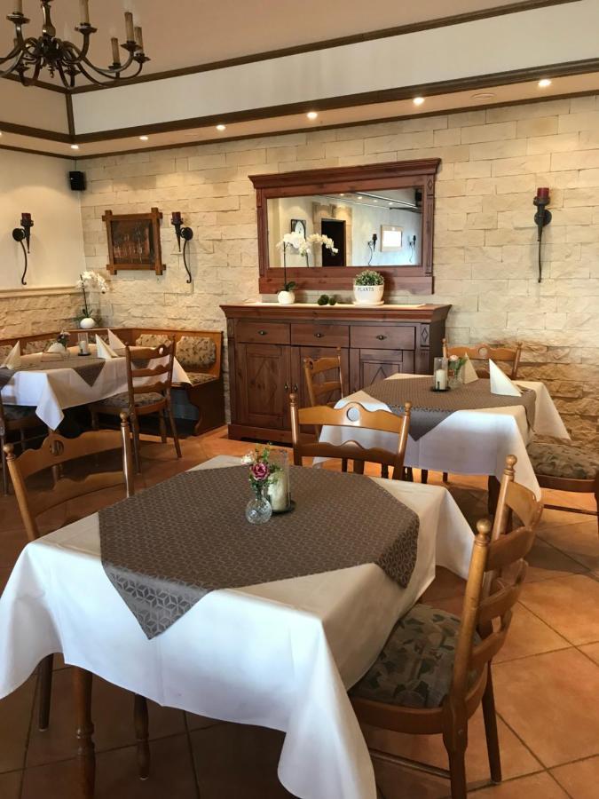 Gasthof Zur Post Hotel - Restaurant Breckerfeld Exterior photo