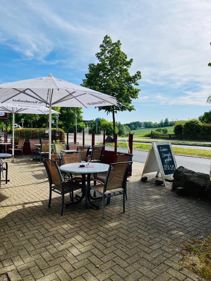 Gasthof Zur Post Hotel - Restaurant Breckerfeld Exterior photo